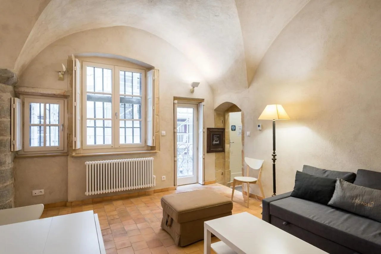 Honore - Suite Romain Rolland location