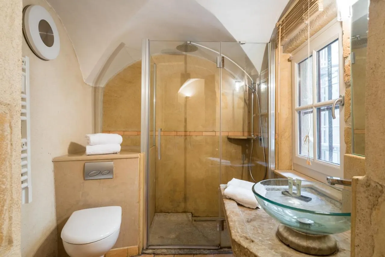 Honore - Suite Romain Rolland Lyon Apartment